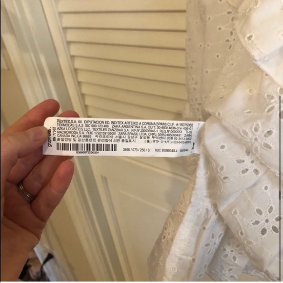 Zara White Eyelet Sleeveless Blouse - Picture 4 of 6